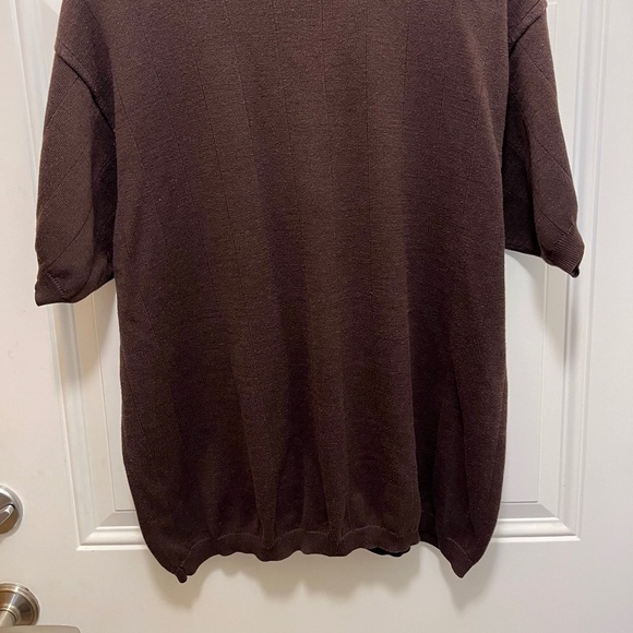 Women’s Sweater - Picture 2 of 4